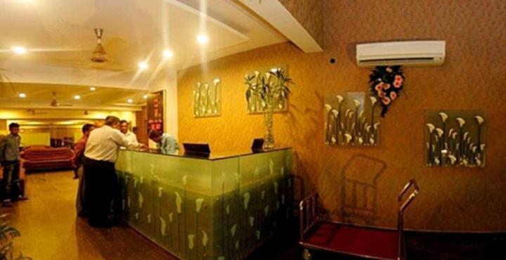 Hotel Sai Miracle Shirdi Esterno foto