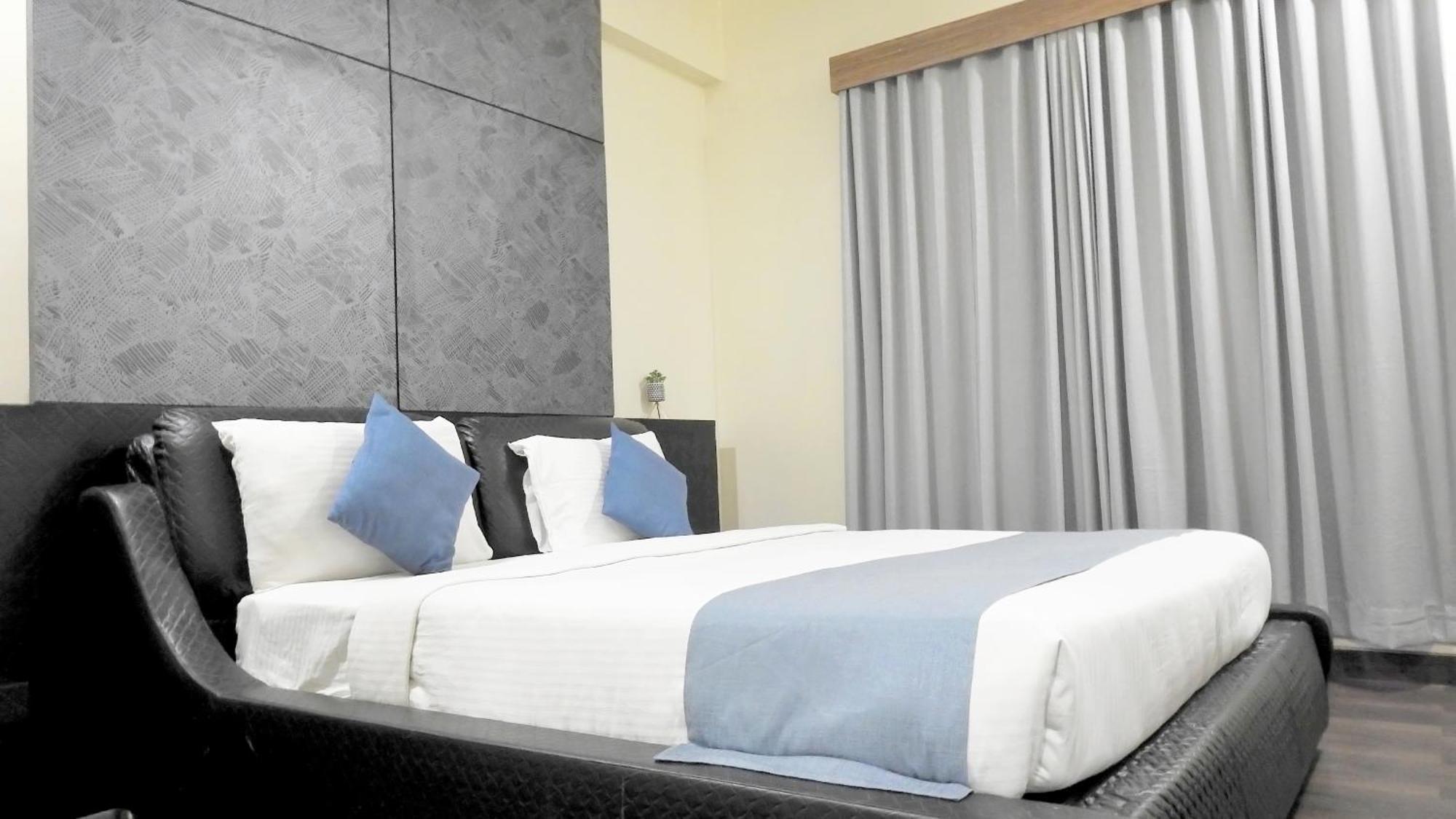 Hotel Sai Miracle Shirdi Esterno foto