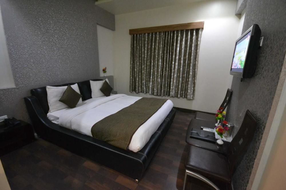 Hotel Sai Miracle Shirdi Esterno foto