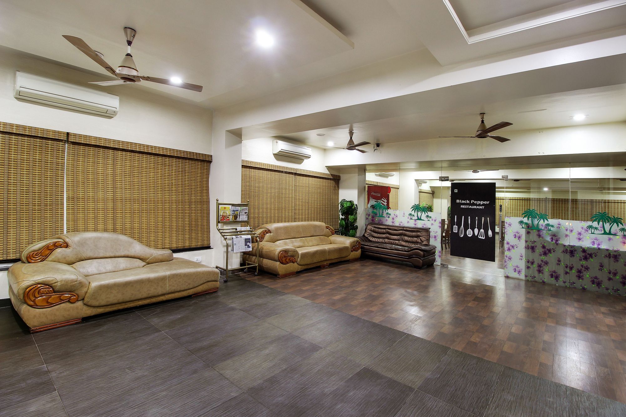 Hotel Sai Miracle Shirdi Esterno foto